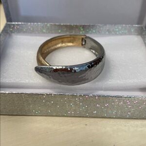 Fashion Hinged Hammered Gold/Silvertone Bracelet